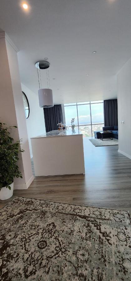 Durres City Apartment, City Center & Close To The Beach Exterior photo